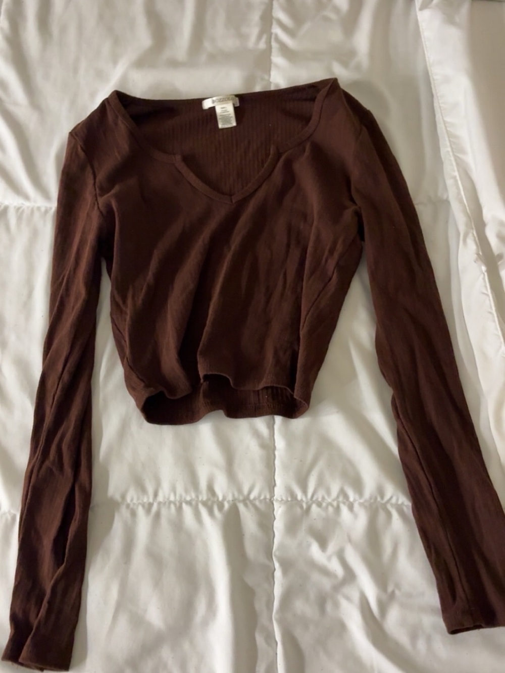 Bozzolo Chocolate Brown V-Neck Long Sleeve Crop Top